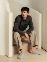 HELSINKI MONOCHROME GRAY MAN