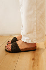 TORONTO OILED LEATHER BLACK