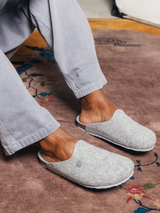 HELSINKI MONOCHROME GRAY MAN