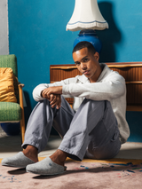 HELSINKI MONOCHROME GRAY MAN